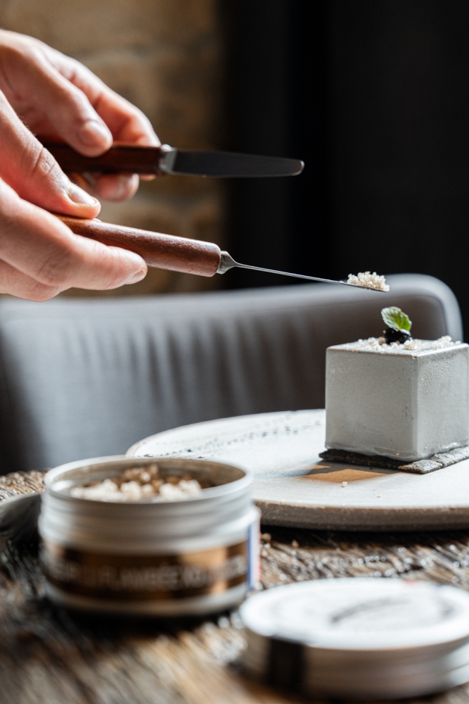 APRICOTHONEY042024 @lebonclichebinet1660-68